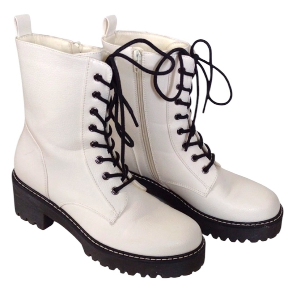 RUMBLE WHITE COMBAT BOOTS LUG SOLE